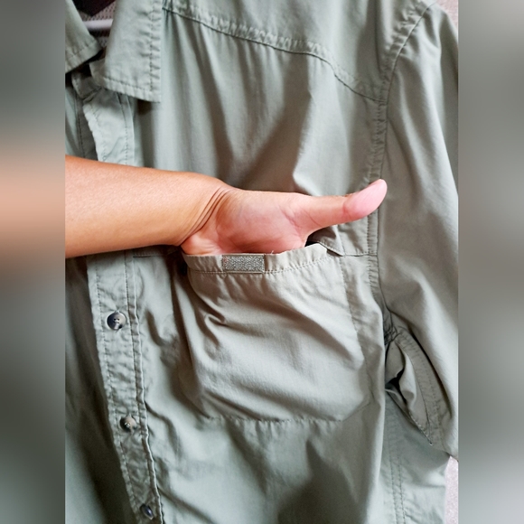 Men's REI Green Button Down Shirt - Picture 5 of 15